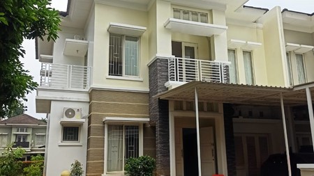 Rumah berlantai 2 di Cluster Jade, PHG kawasan Gading Serpong dengan harga jual Menarik