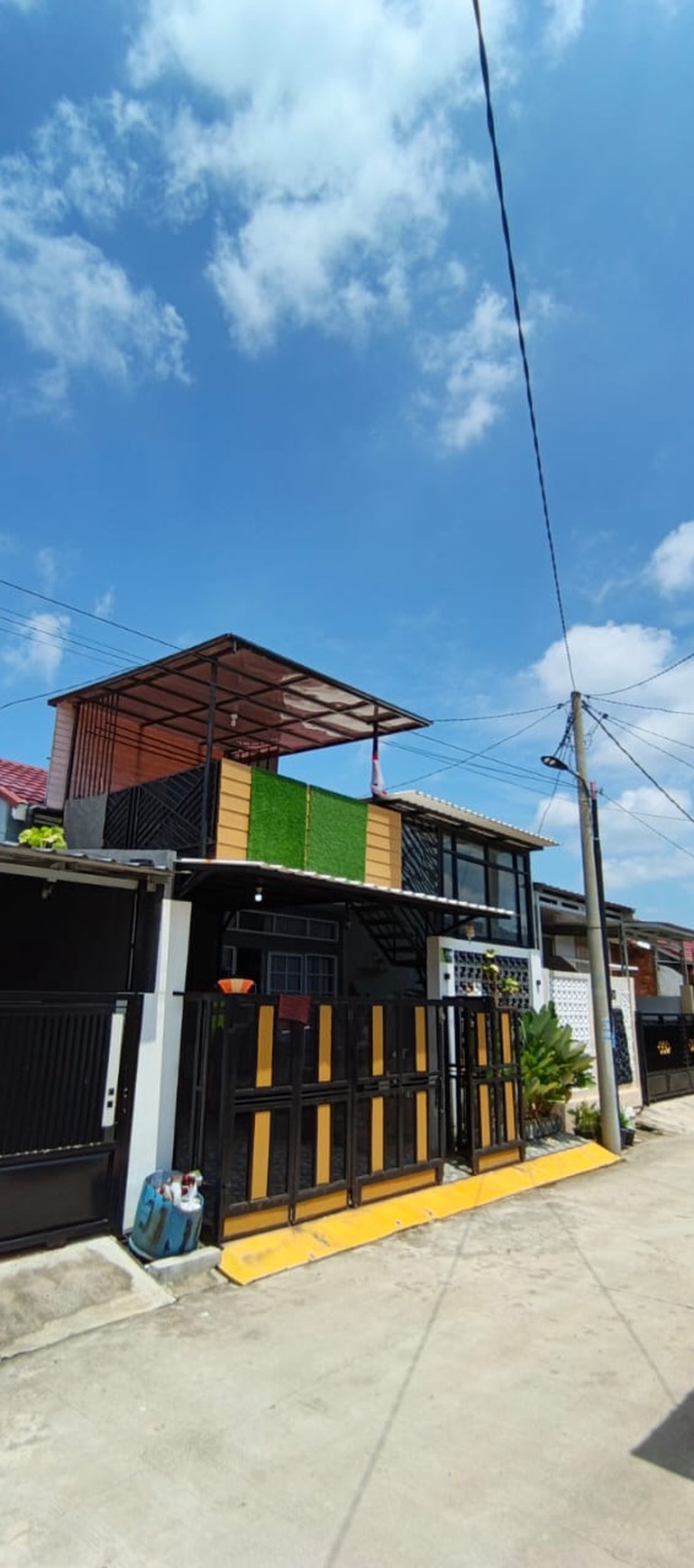 JUAL RUMAH FULL FURNISH