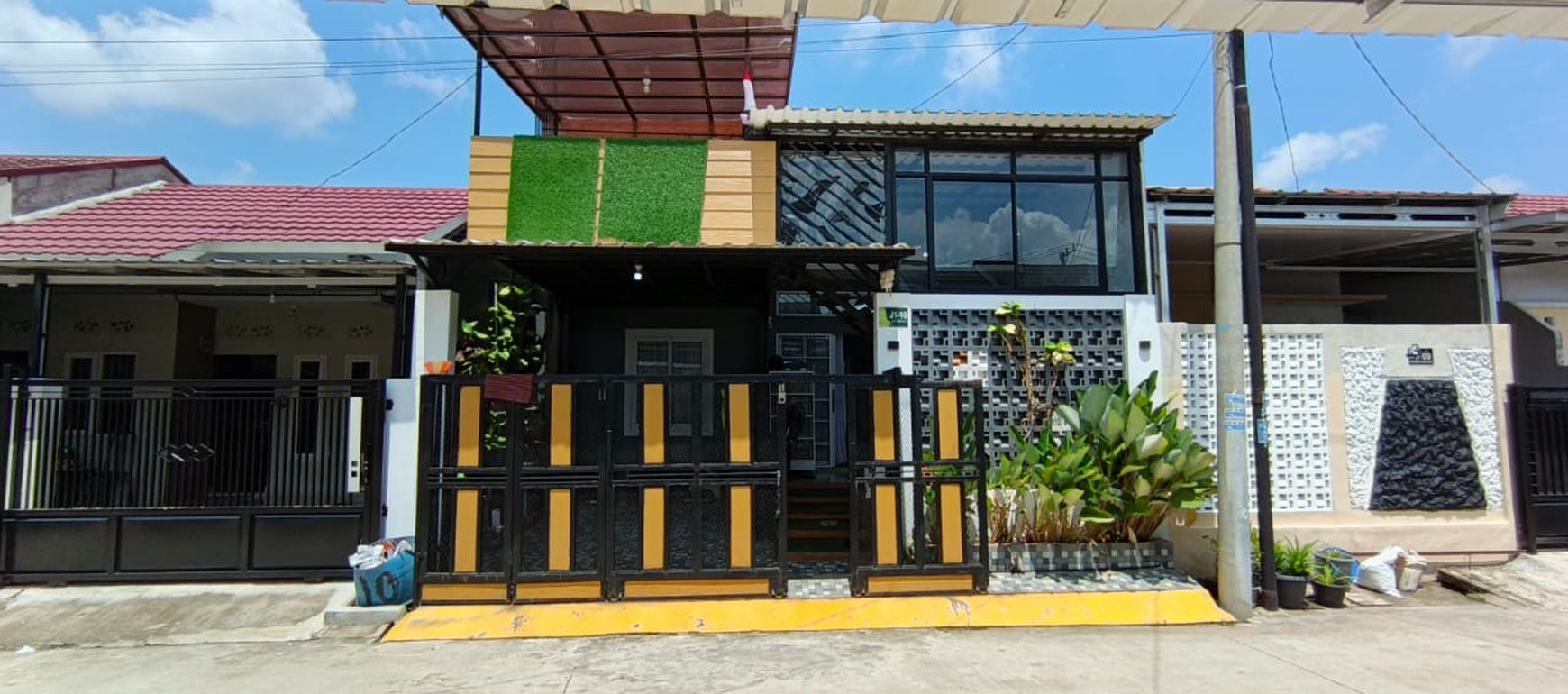 JUAL RUMAH FULL FURNISH