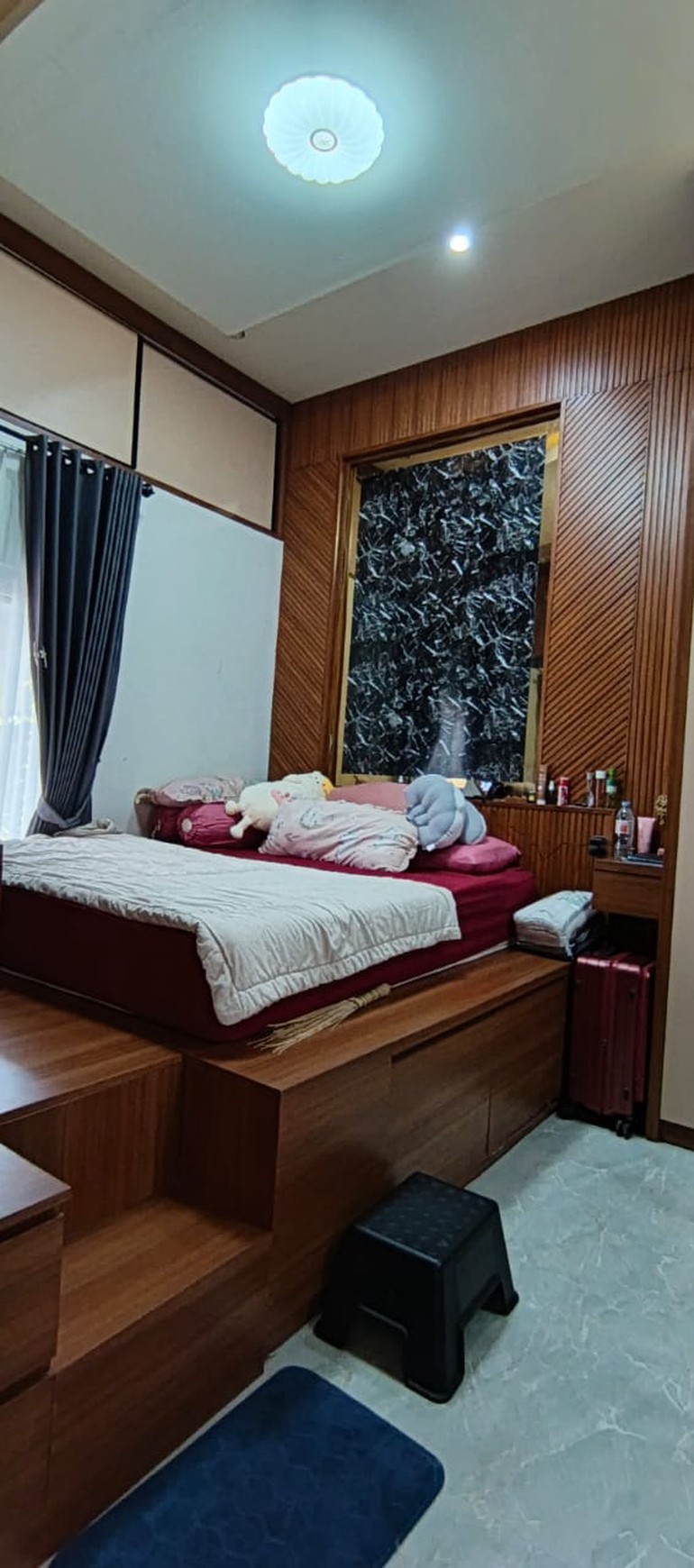 JUAL RUMAH FULL FURNISH