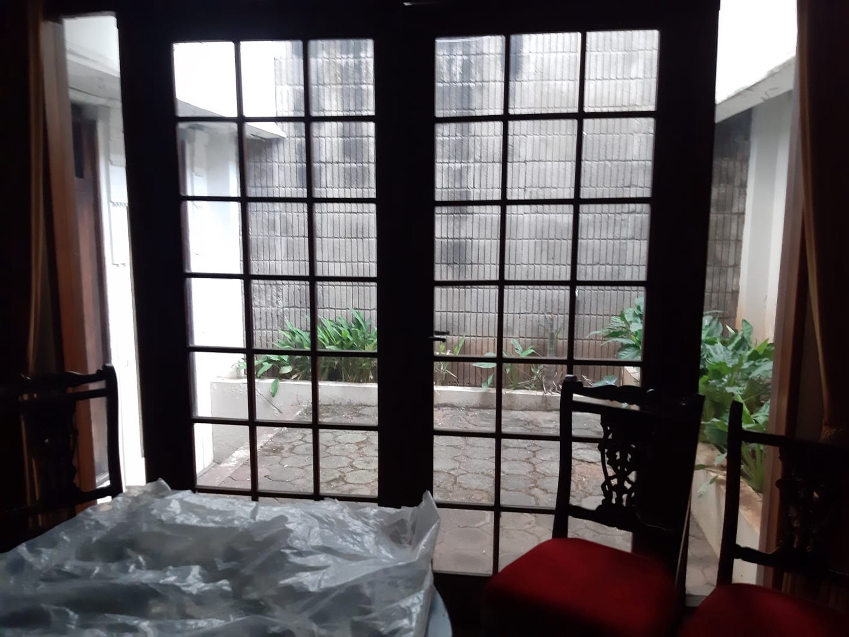 Dijual Rumah Terawat, Di Daerah Menteng, Jakarta Pusat