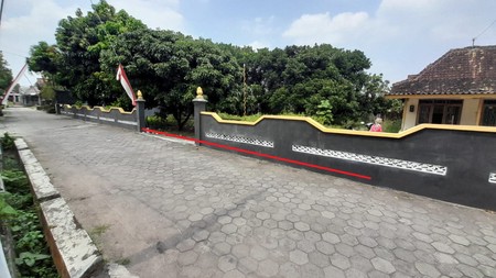 Tanah Luas 200 Meter Persgi Lokasi Stratgeis di Daerah Plemburan Ngaglik Sleman 