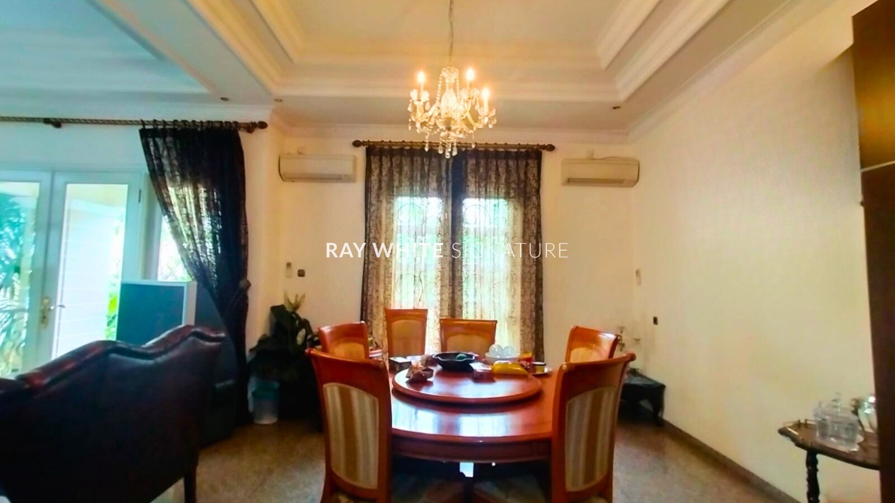 Rumah Siap Huni di Perumahan Taman Gandaria