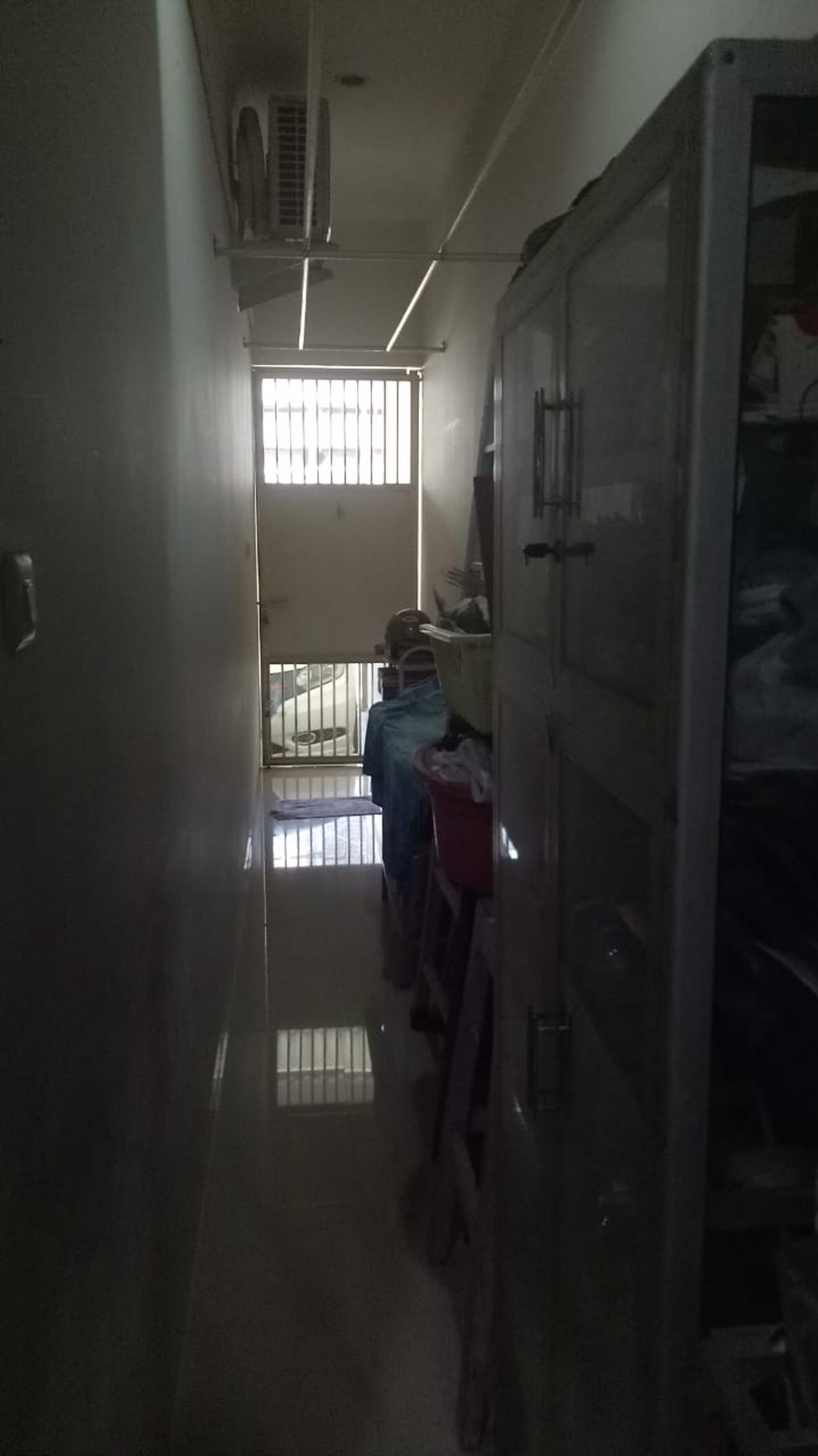 Dijual Rumah Minimalis 4 Kamar di Manyar Tompotika Surabaya
