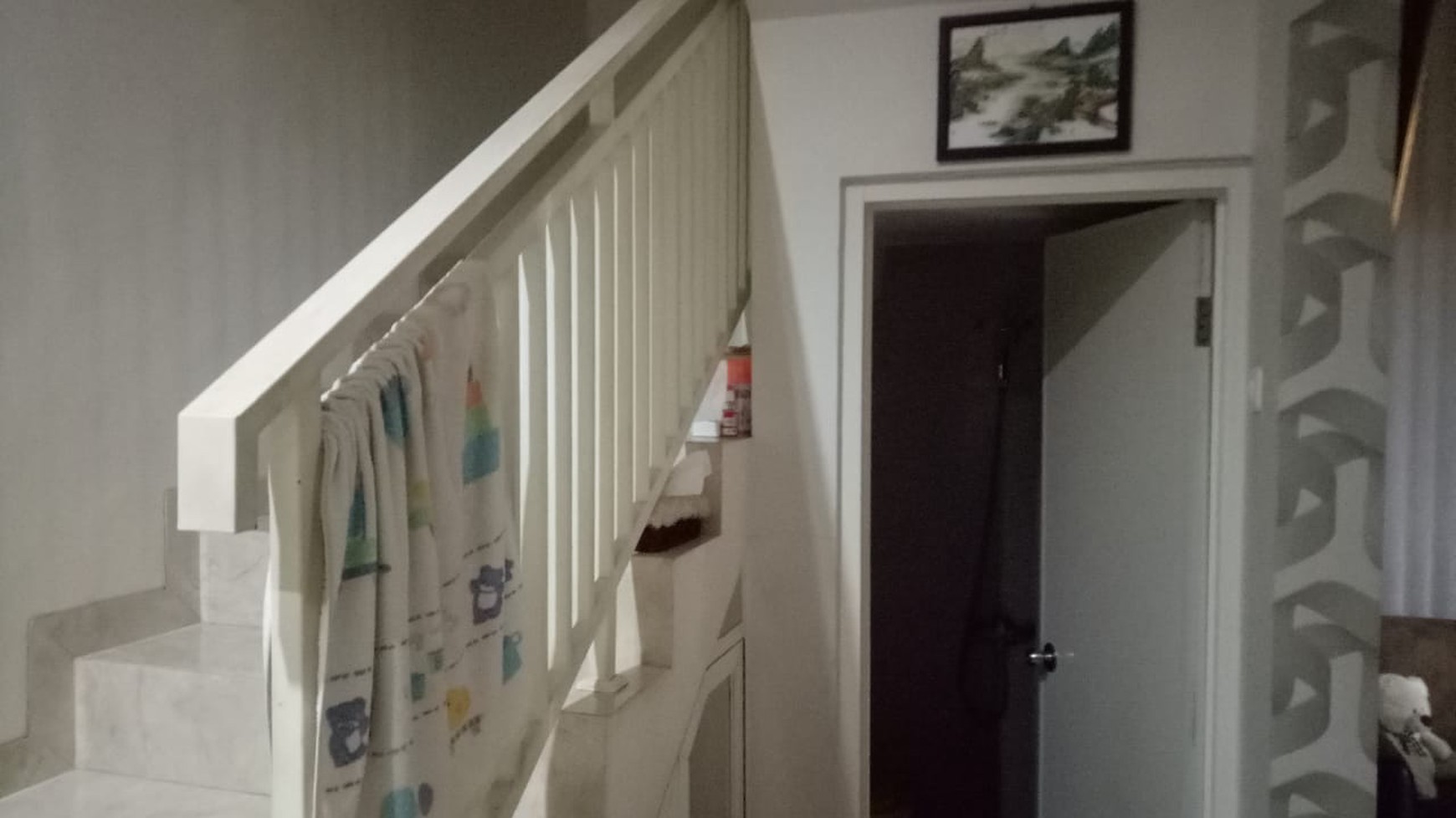 Dijual Rumah Minimalis 4 Kamar di Manyar Tompotika Surabaya