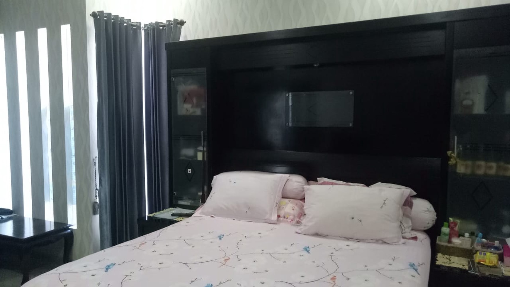 Jual Rumah Minimalis Hadap Selatan di Manyar Surabaya