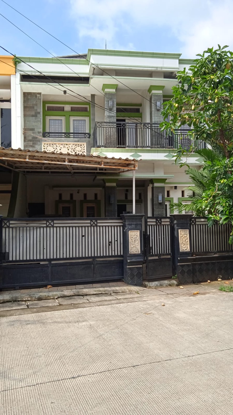 Dijual rumah bagus terawat, di perumahan pulogebang permai cakung