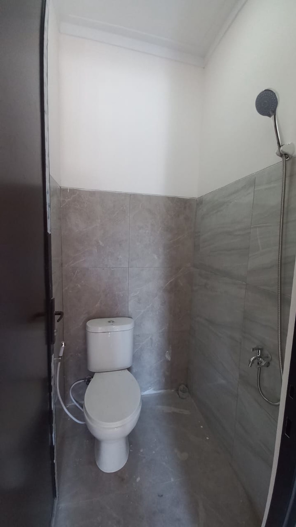 Dijual Rumah 2 Lantai Royal Paka Surabaya Timur