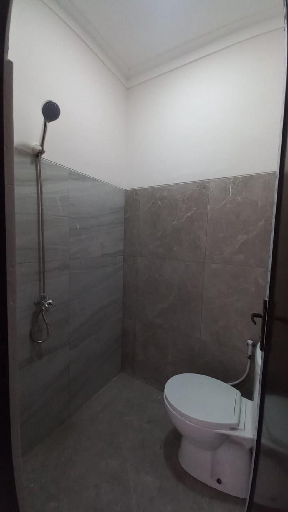 Dijual Rumah 2 Lantai Royal Paka Surabaya Timur