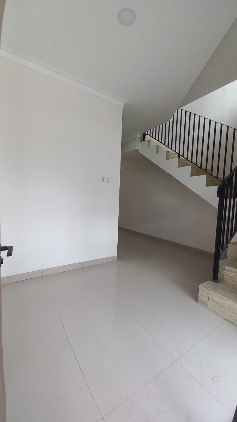 Royal Paka Gunung Anyar Surabaya | Rumah Minimalis
