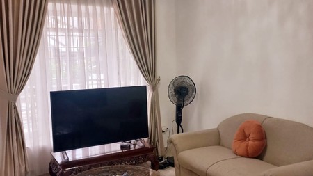 Rumah Bagus dan Terawat siap huni Perkici Sektor 5 Bintaro Tangerang Selatan