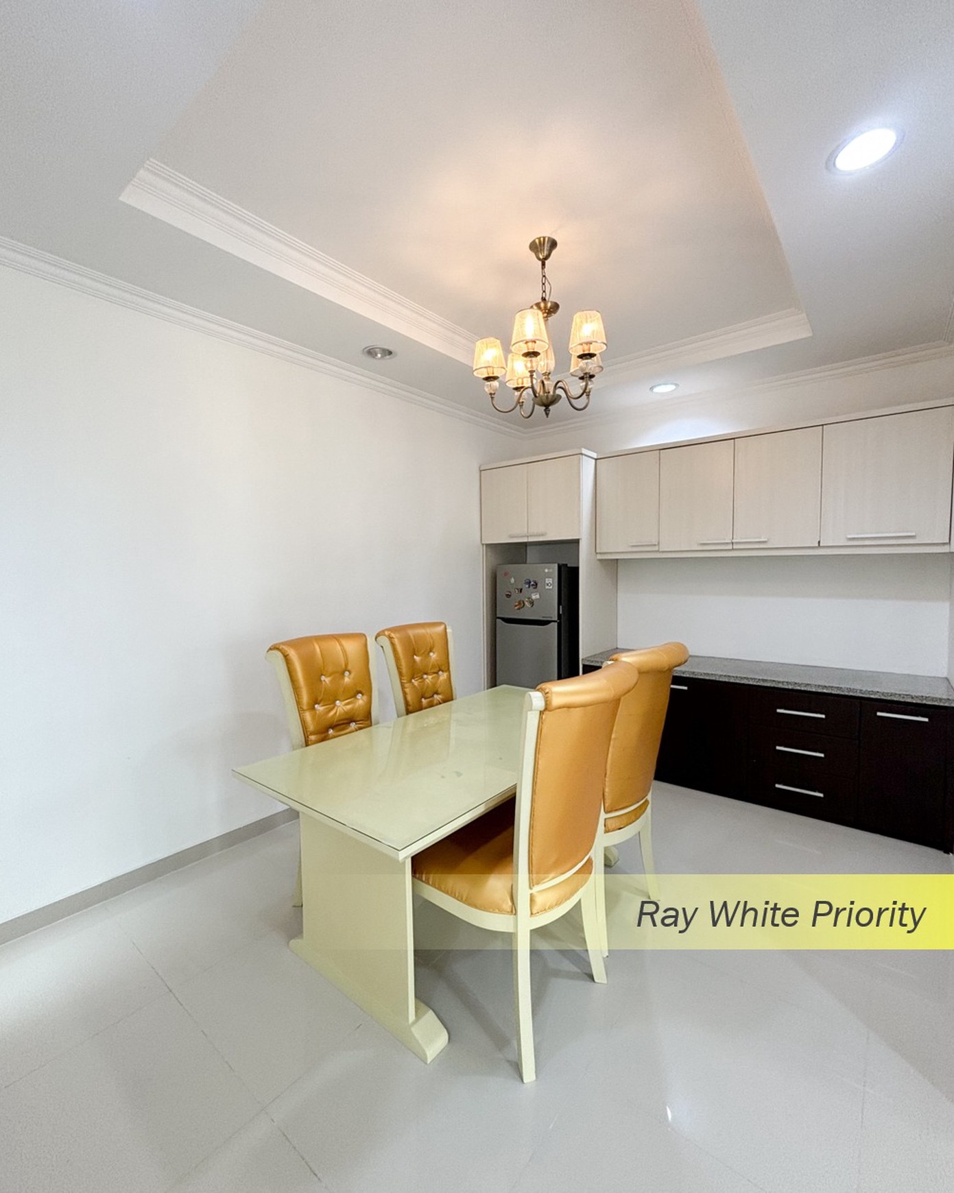 RUMAH MODERN CLASSIC HOUSE SIAP HUNI BINTARO JAYA SEKTOR 9, TANGERANG SELATAN #CH