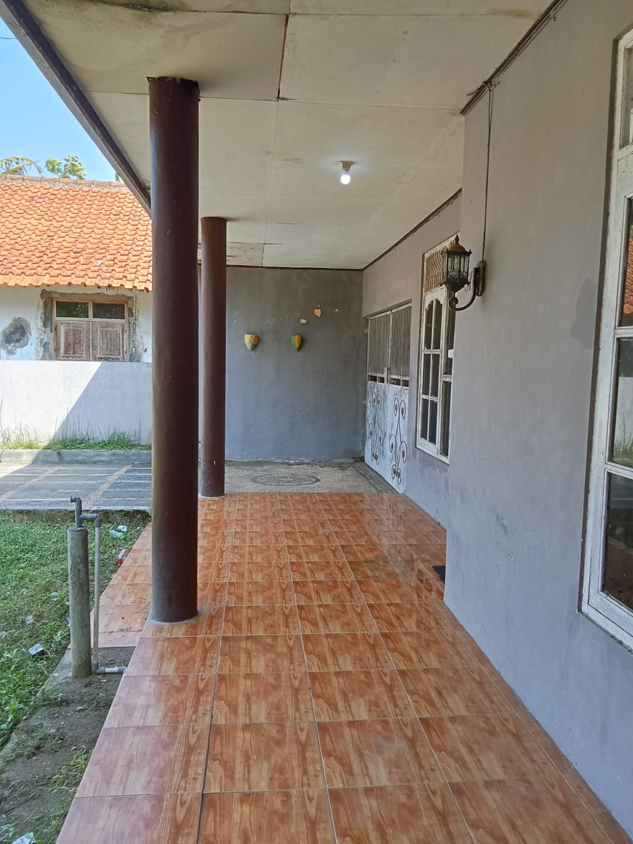Di Jual Rumah Dengan Halaman Luas Di Cilacap 