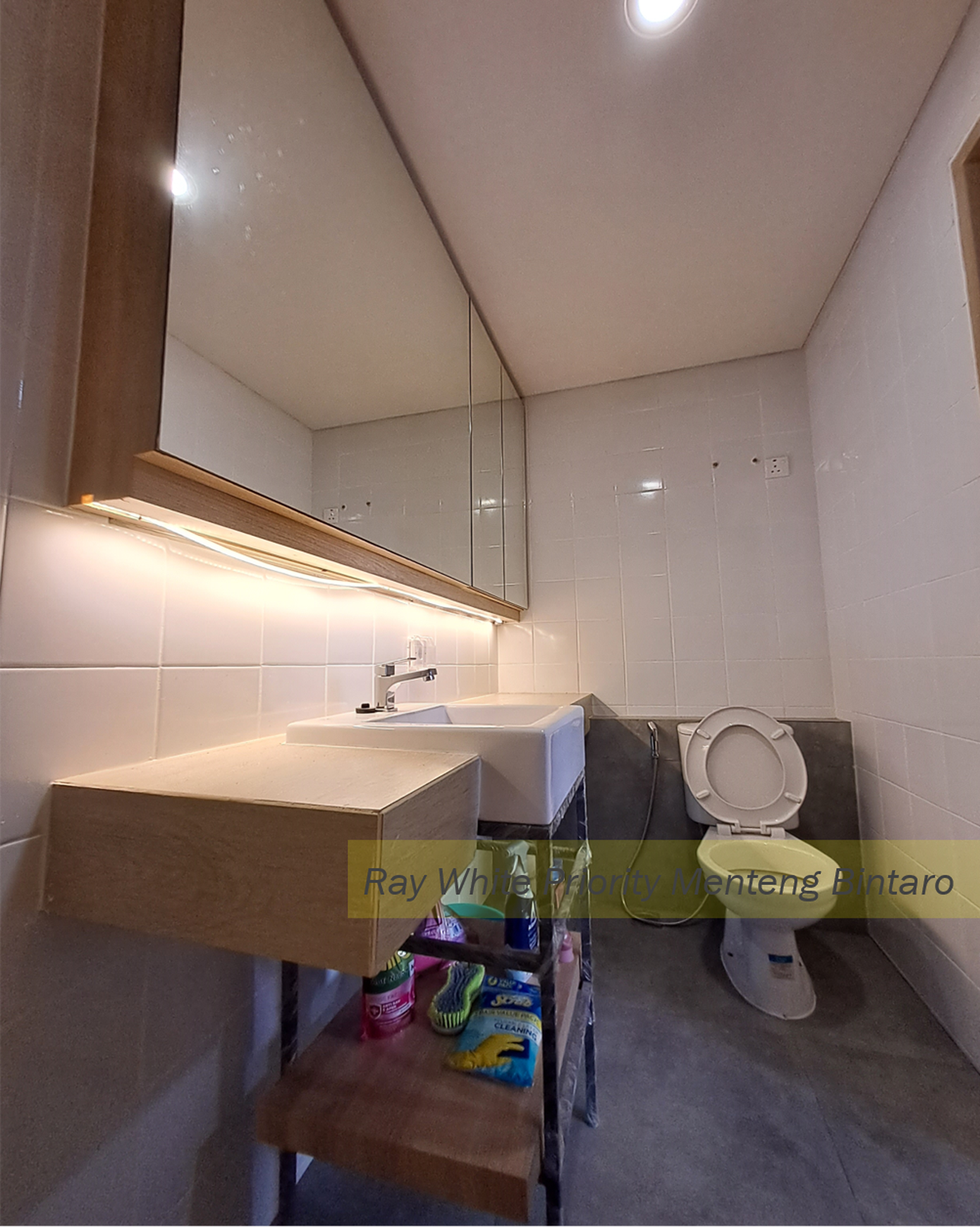 Brand New House with Modern Design, Greenwich Park, BSD, Tangerang Selatan