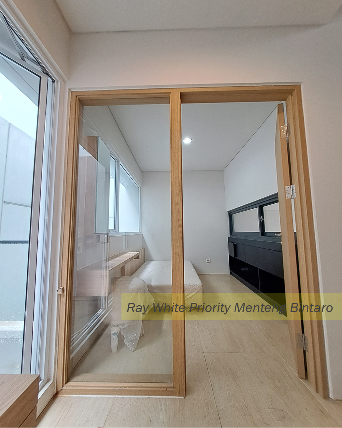 Brand New House with Modern Design, Greenwich Park, BSD, Tangerang Selatan