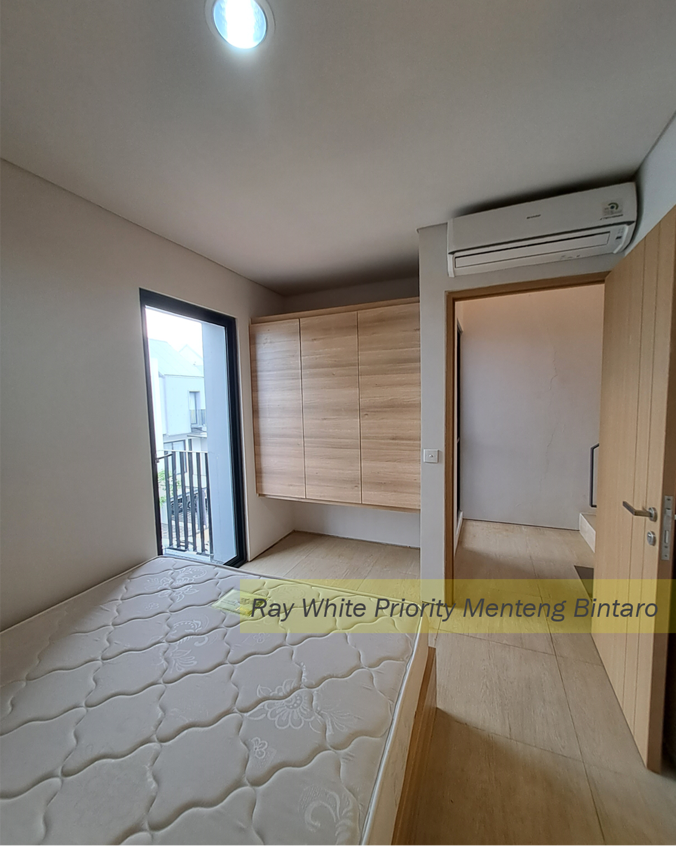 Brand New House with Modern Design, Greenwich Park, BSD, Tangerang Selatan