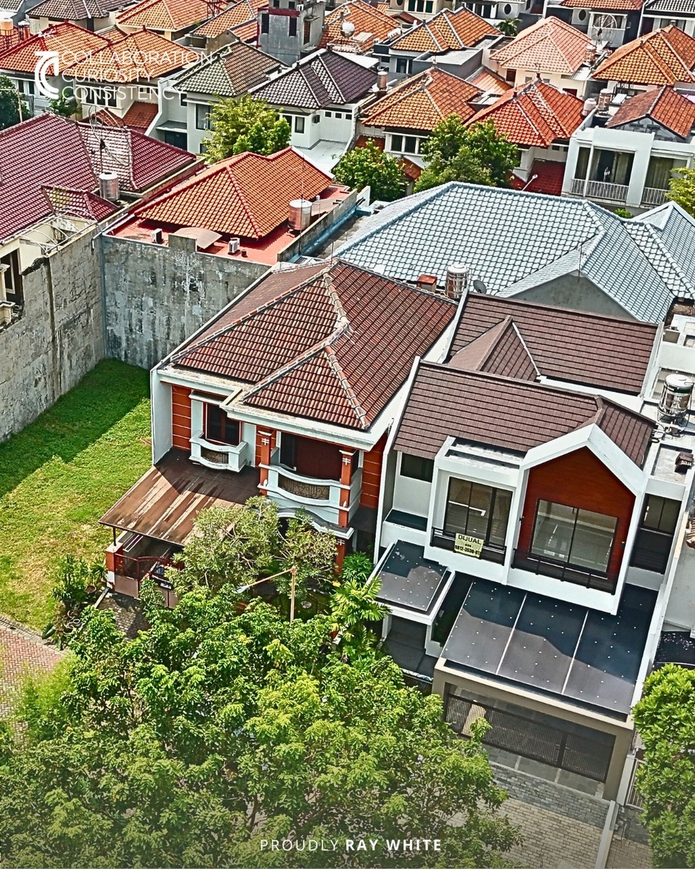 Rumah 2 Lantai Murah dan Mewah Berlokasi Strategis di Graha Family, Wiyung, Surabaya