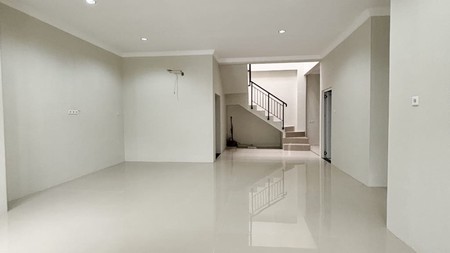 Rumah Baru Mewah 2 Lantai di Vila Melati Mas BSD Tangerang Selatan