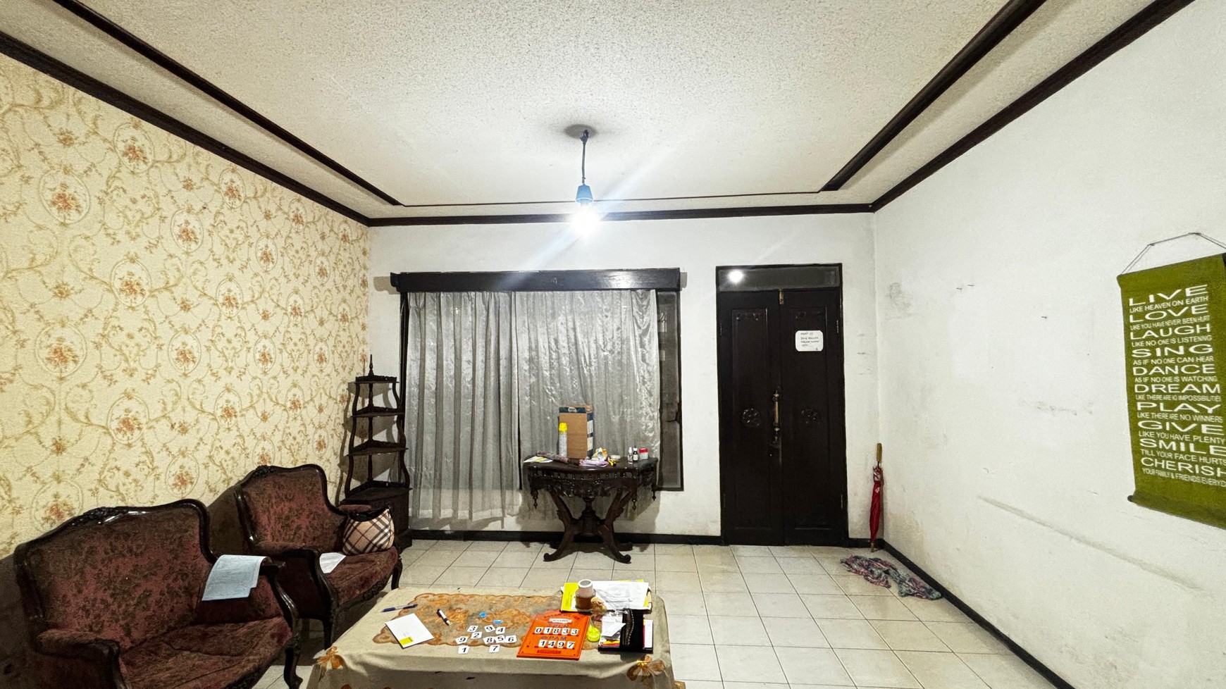 Rumah 2 Lantai Depan Taman Di Tebet Utara Jakarta Selatan