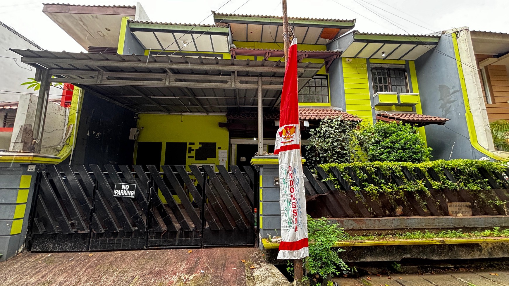 Rumah 2 Lantai Depan Taman Di Tebet Utara Jakarta Selatan