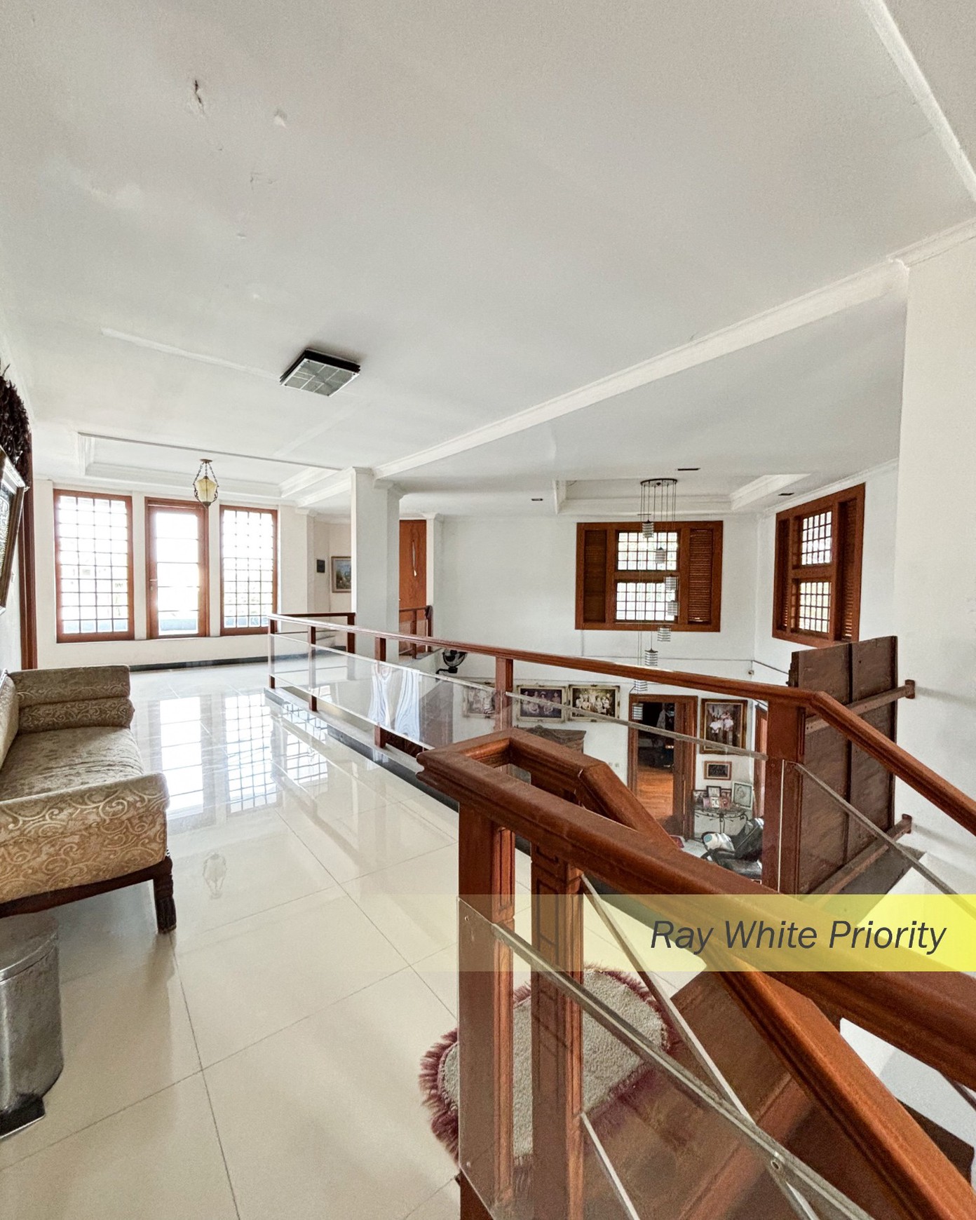RUMAH CLASSIC SEMIFURNISH SIAP HUNI DI BINTARO JAYA SEKTOR 9, TANGERANG SELATAN