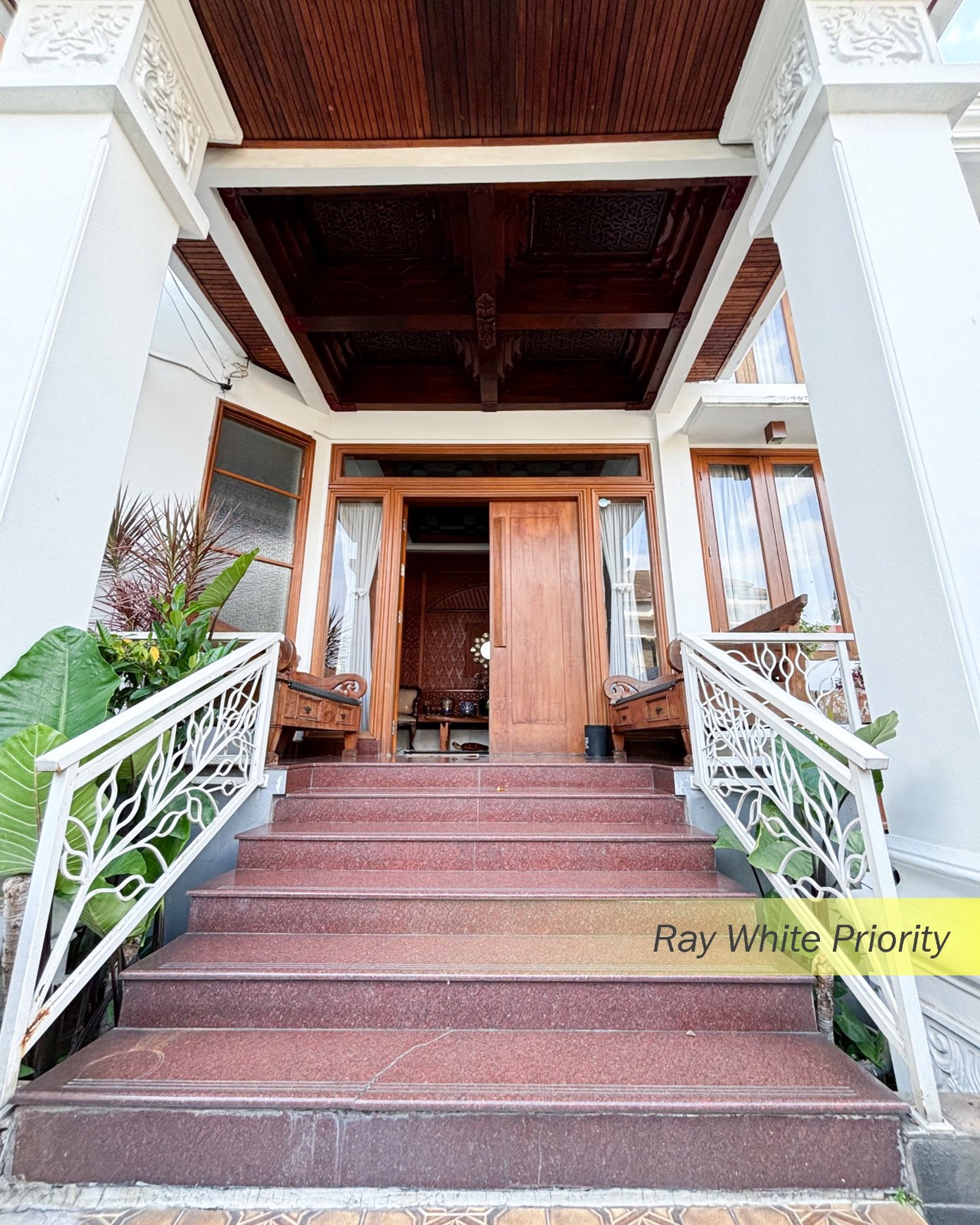 RUMAH CLASSIC SEMIFURNISH SIAP HUNI DI BINTARO JAYA SEKTOR 9, TANGERANG SELATAN