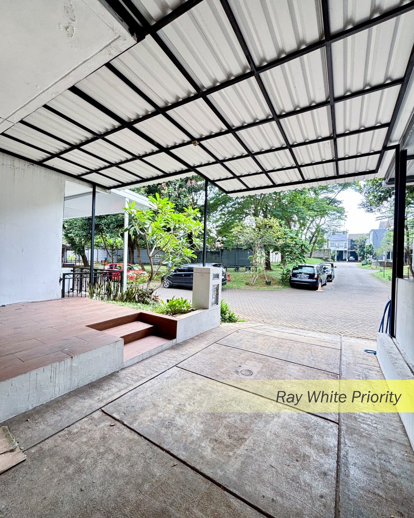 RUMAH MINIMALIS SIAP HUNI DI BINTARO JAYA SEKTOR 9, TANGERANG SELATAN
