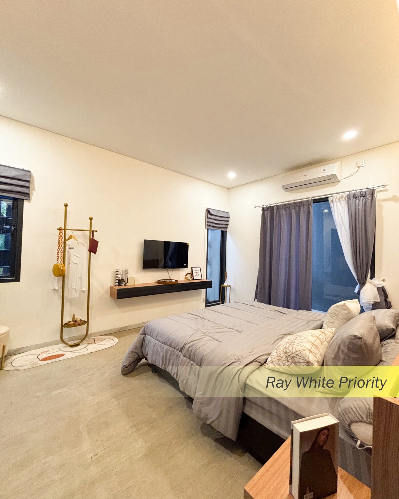 RUMAH BRAND NEW SIAP HUNI DALAM TOWN HOUSE BINTARO, TANGERANG SELATAN