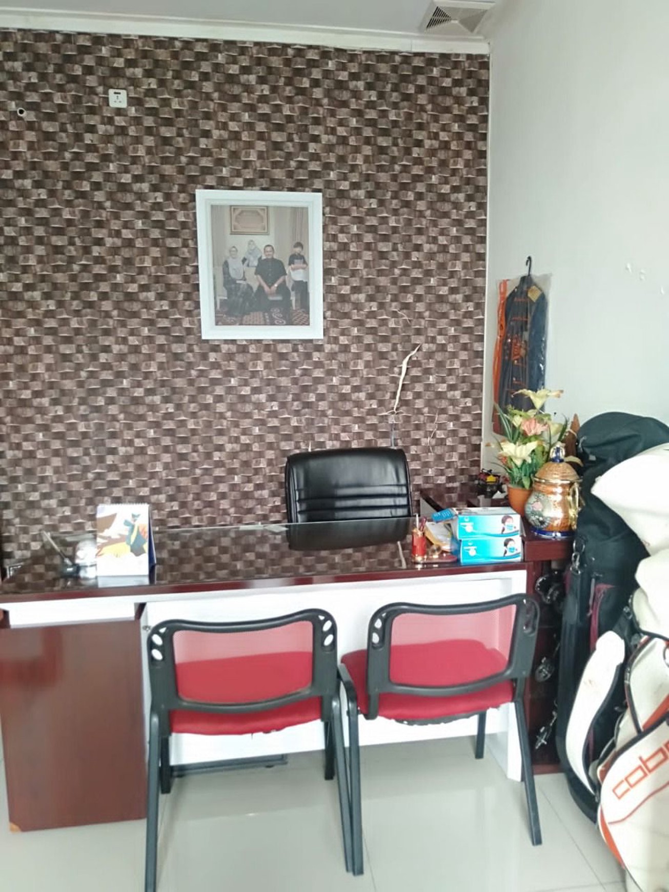 Ruko Siap Pakai Di Jl Ceger Raya, Jurang Mangu Timur Tangerang Selatan