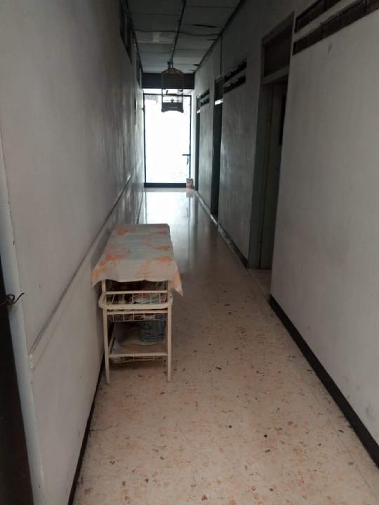 Rumah SHM Strategis di samping jalan Pusat Jombang.