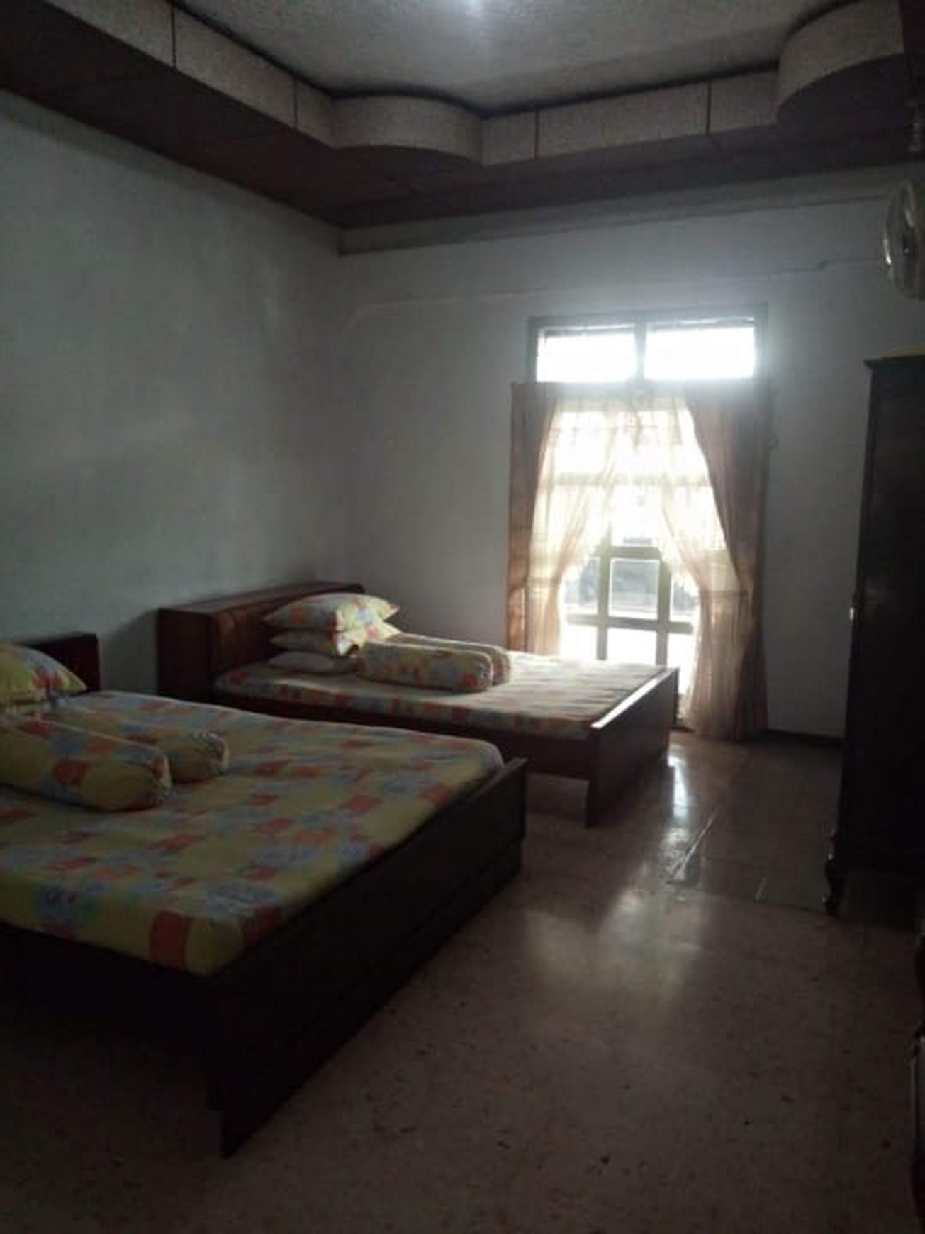 Rumah SHM Strategis di samping jalan Pusat Jombang.