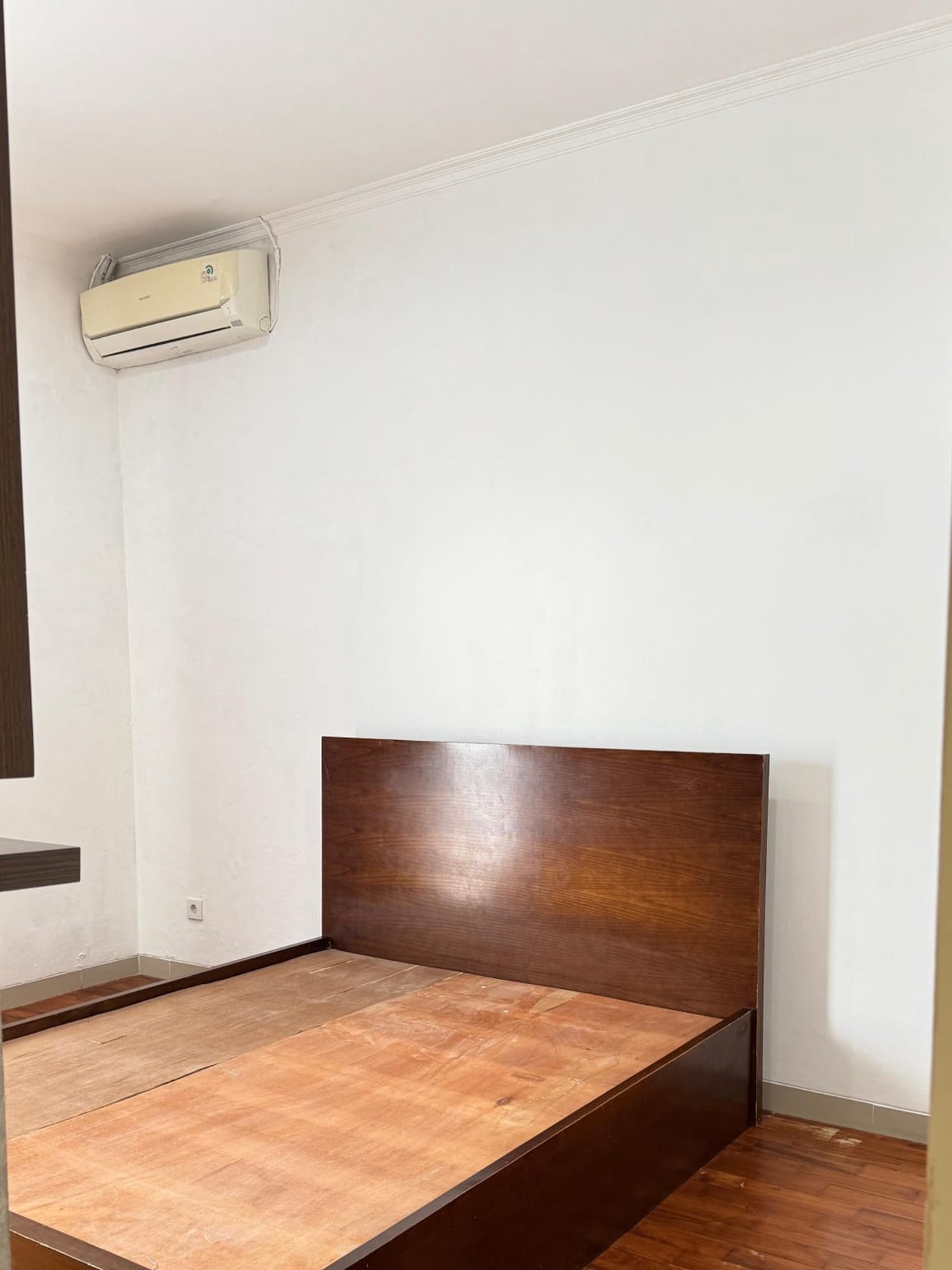 Rumah Cluster di Ciputat Semi Furnish Dekat Bintaro