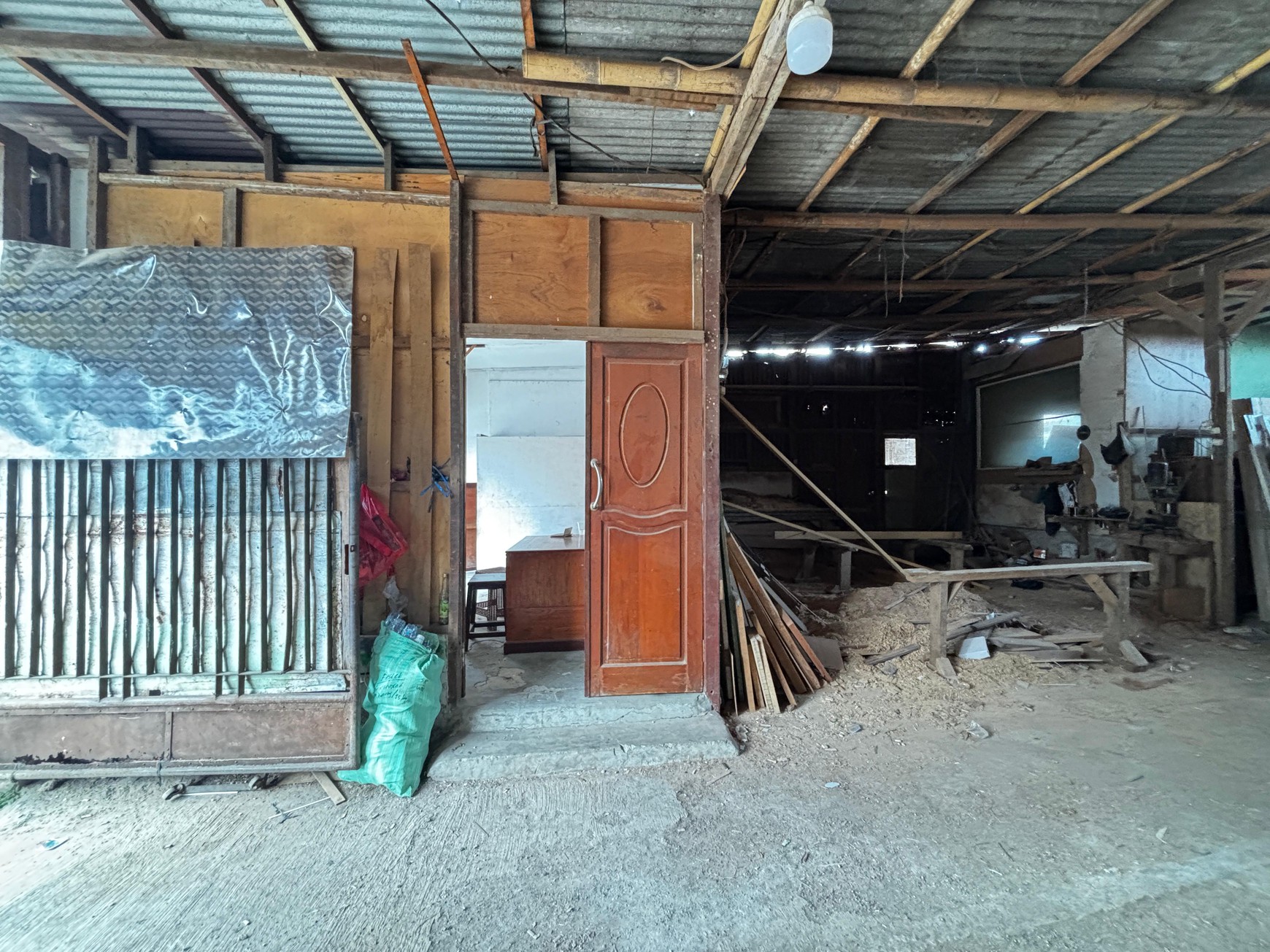 Rumah Strategis Jalan Raya Hitung Tanah Di Lubang Buaya Cipayung