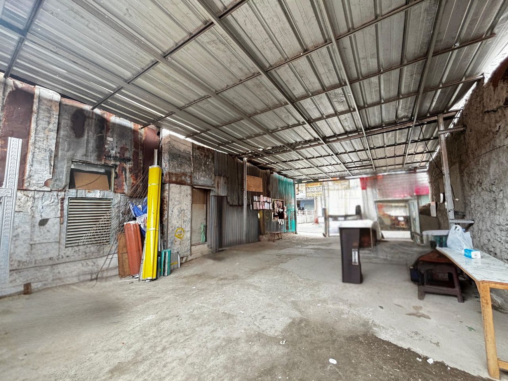 Rumah Strategis Jalan Raya Hitung Tanah Di Lubang Buaya Cipayung
