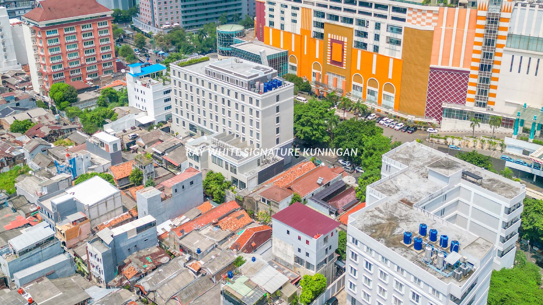 Rumah Zona Komersial di Jl Kebon Kacang Raya Cocok Untuk Usaha