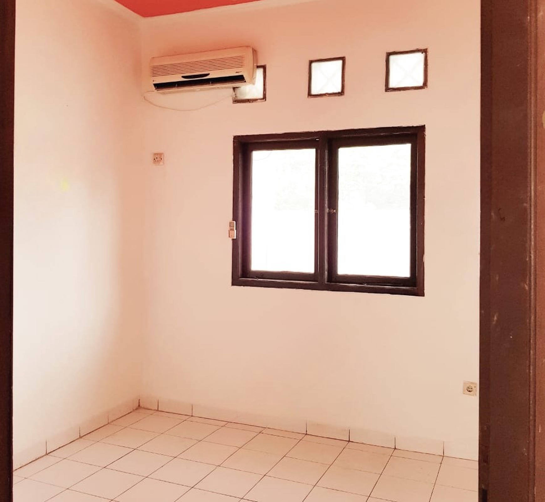 Rumah Daerah Tebet Akses 2 mobil