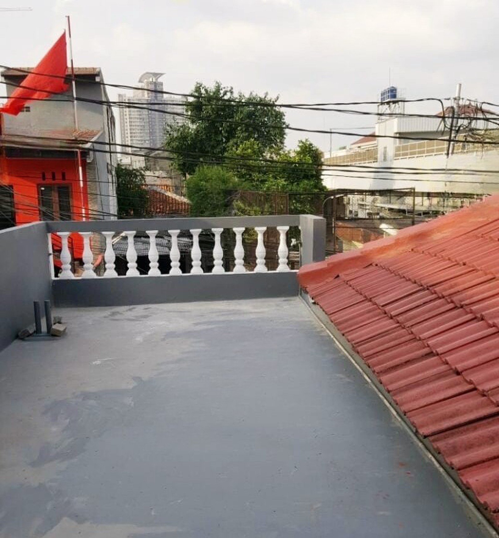 Rumah Daerah di Menteng Dalam Tebet Akses 2 Mobil Lebar