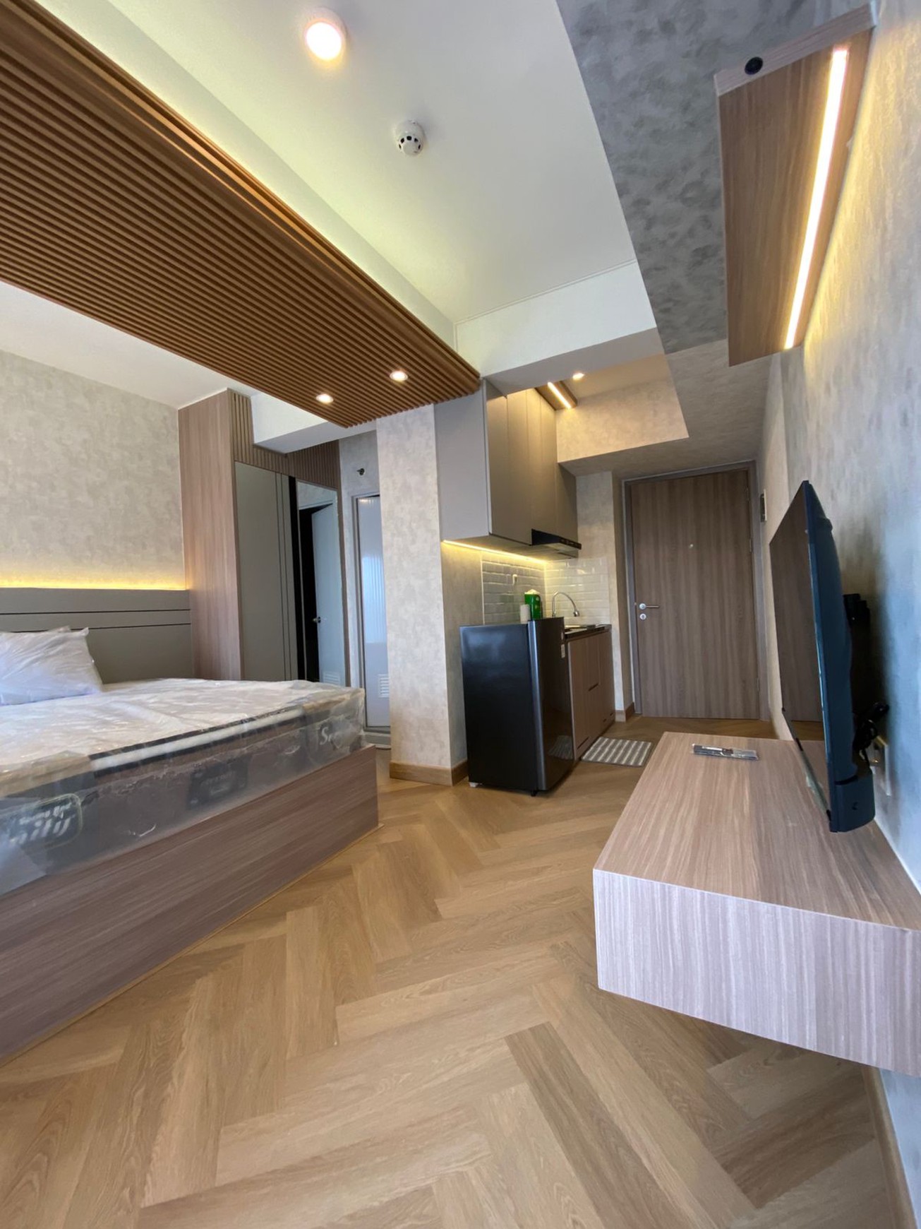 Unit Brand New Fully Furnished Tower Ekki Podomoro Golf