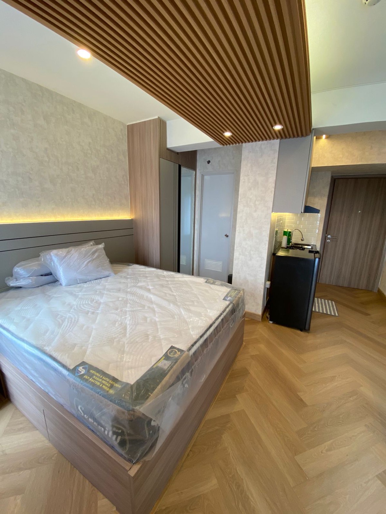 Unit Brand New Fully Furnished Tower Ekki Podomoro Golf