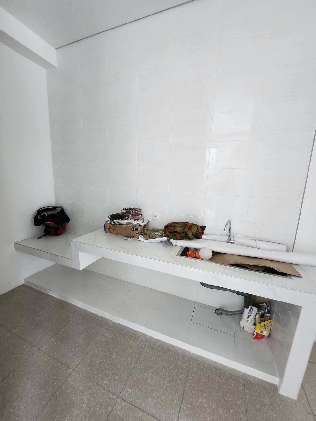 Dijual Rumah Baru Dian Istana Park Avenue Wiyung Surabaya  Dekat Graha Family, Citraland,  Pakuwon Mall, Royal Residence