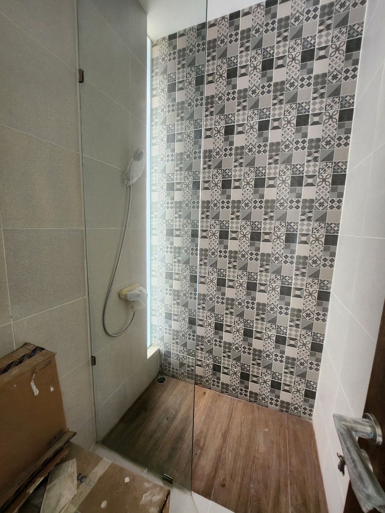 Dijual Rumah Baru Dian Istana Park Avenue Wiyung Surabaya - 2 Unit Ready Dekat Graha Family, Citraland, Royal Residence, Pakuwon Mall, PTC, Supermall