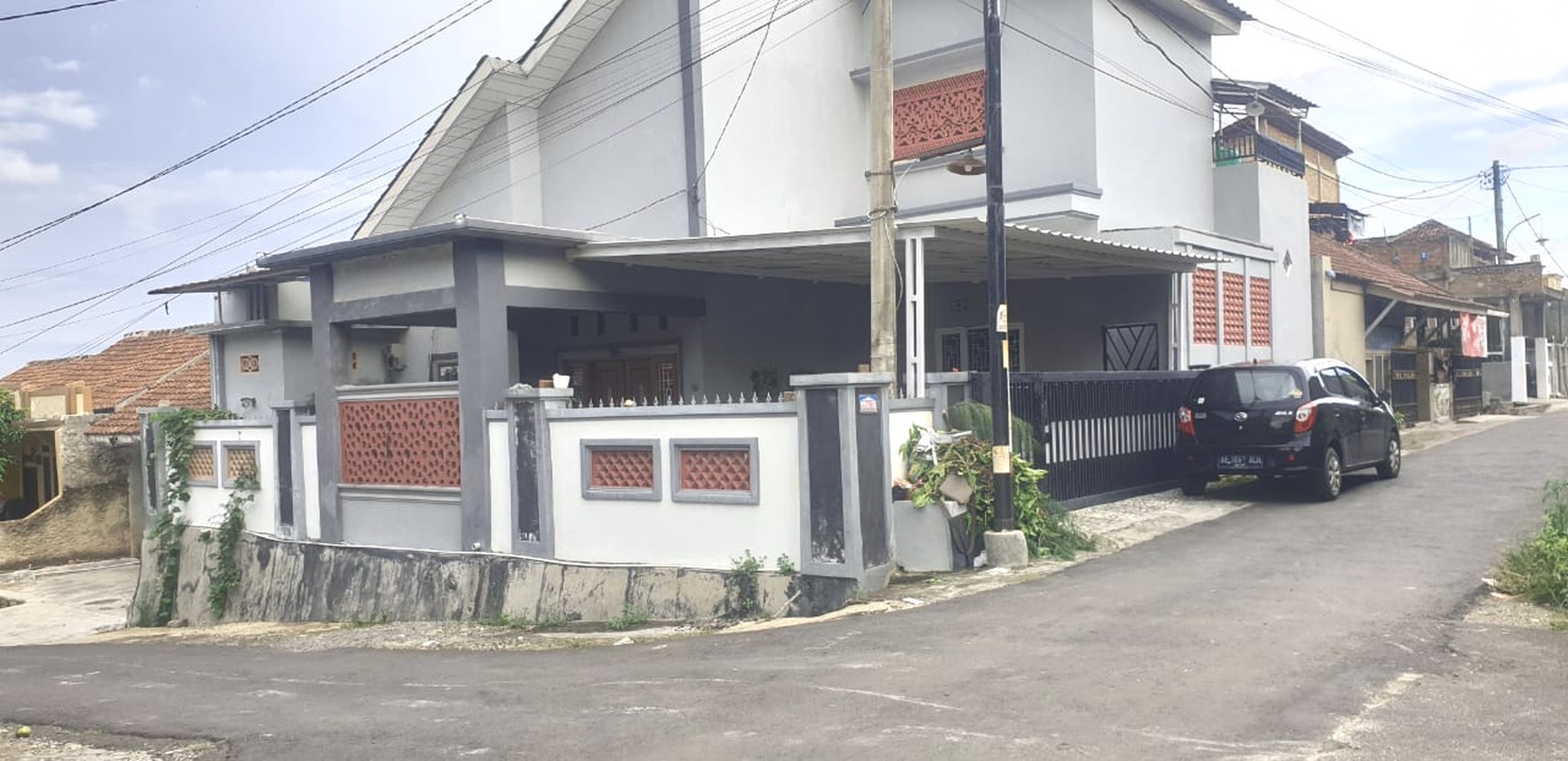 RUMAH DESIGN MODERN KEMILING