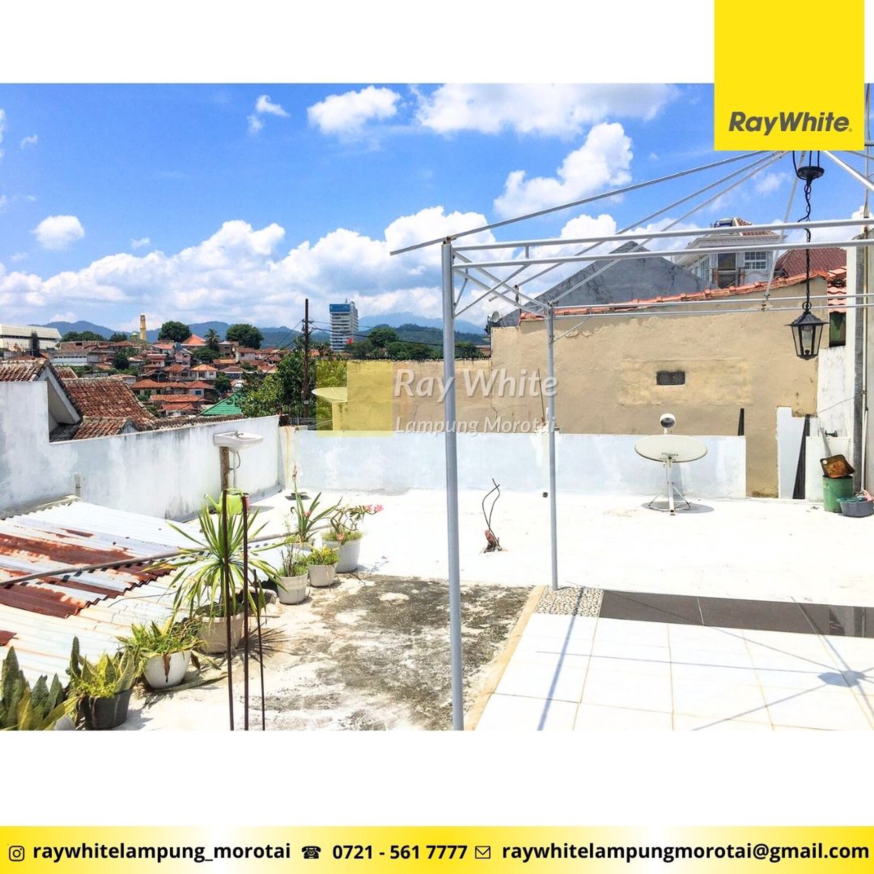 Dijual Rumah Strategis Tengah Kota