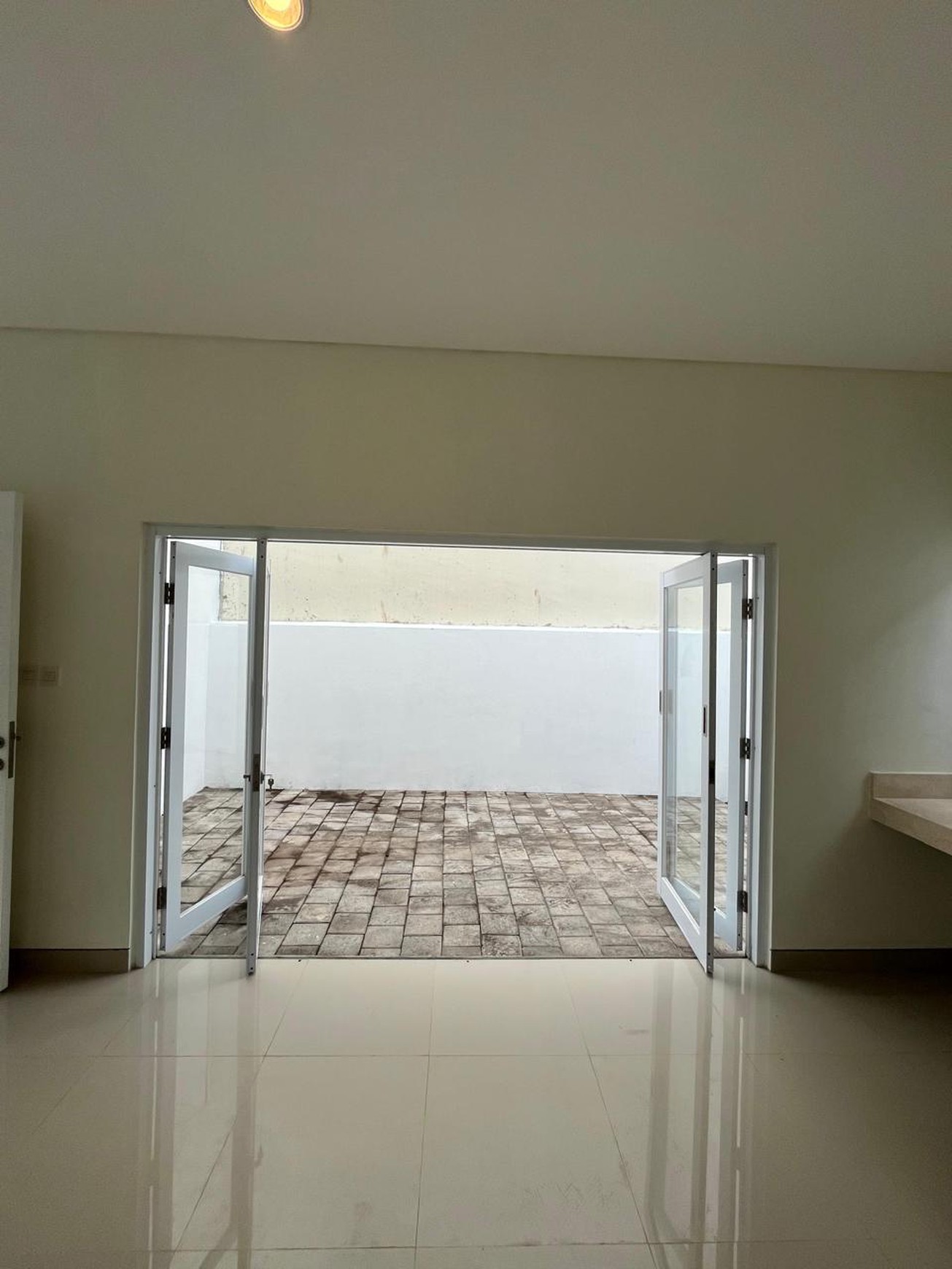 Rumah Hitung Tanah Area Cipete