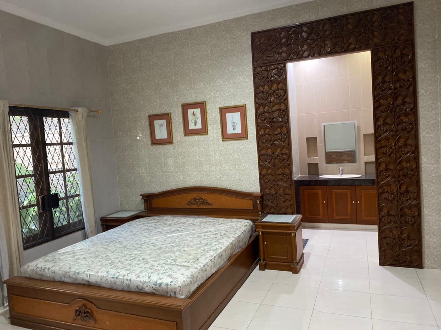 DISEWA RUMAH JL CIBEBER KEBAYORAN BARU JAKARTA SELATAN
