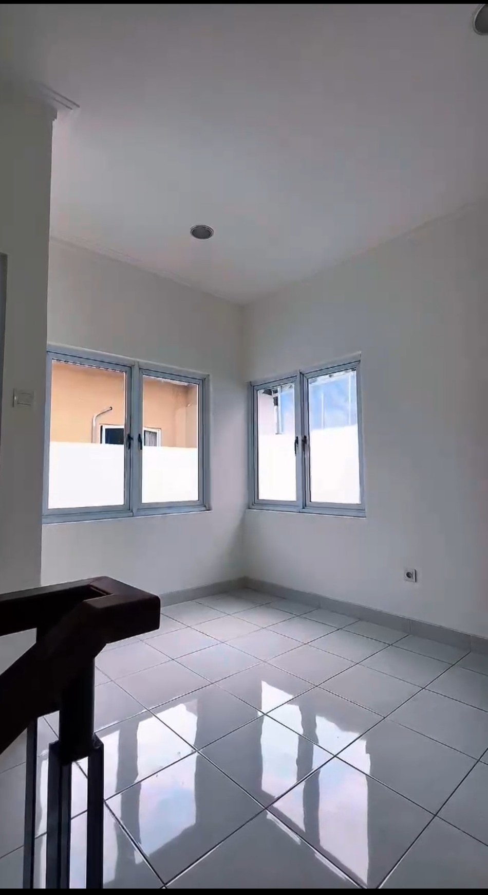 Rumah siap huni di Kota Wisata