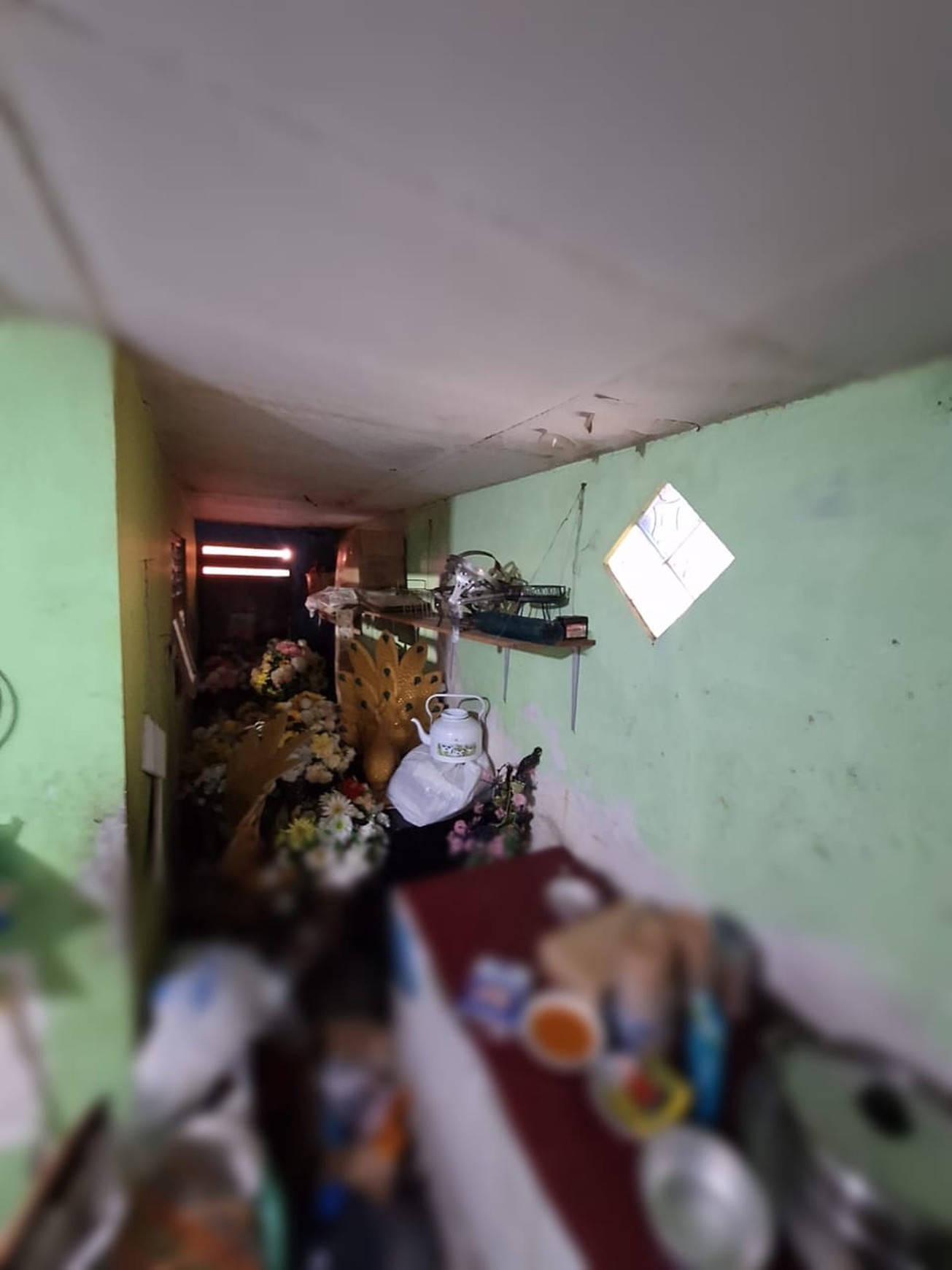 Hunian + Usaha? Rumah Siap Pakai di Kendangsari, Lokasi Super Strategis!