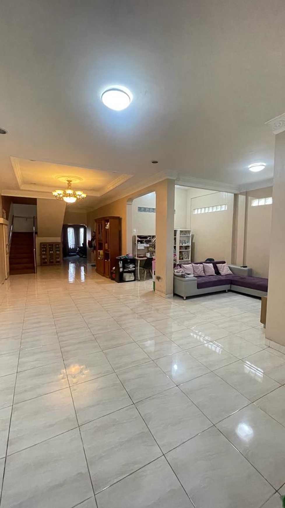 Rumah 2 Lantai + Rooftop Siap Huni dengan Hunian Nyaman dan Asri @Ciledug