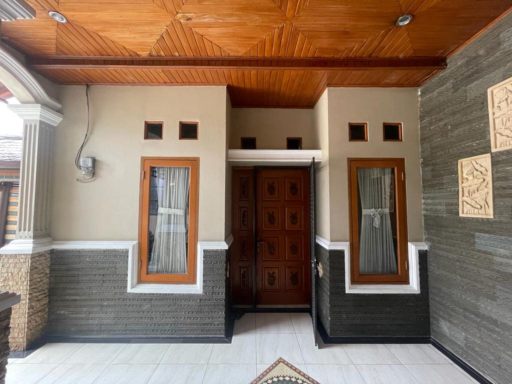 Rumah 2 Lantai + Rooftop Siap Huni dengan Hunian Nyaman dan Asri @Ciledug