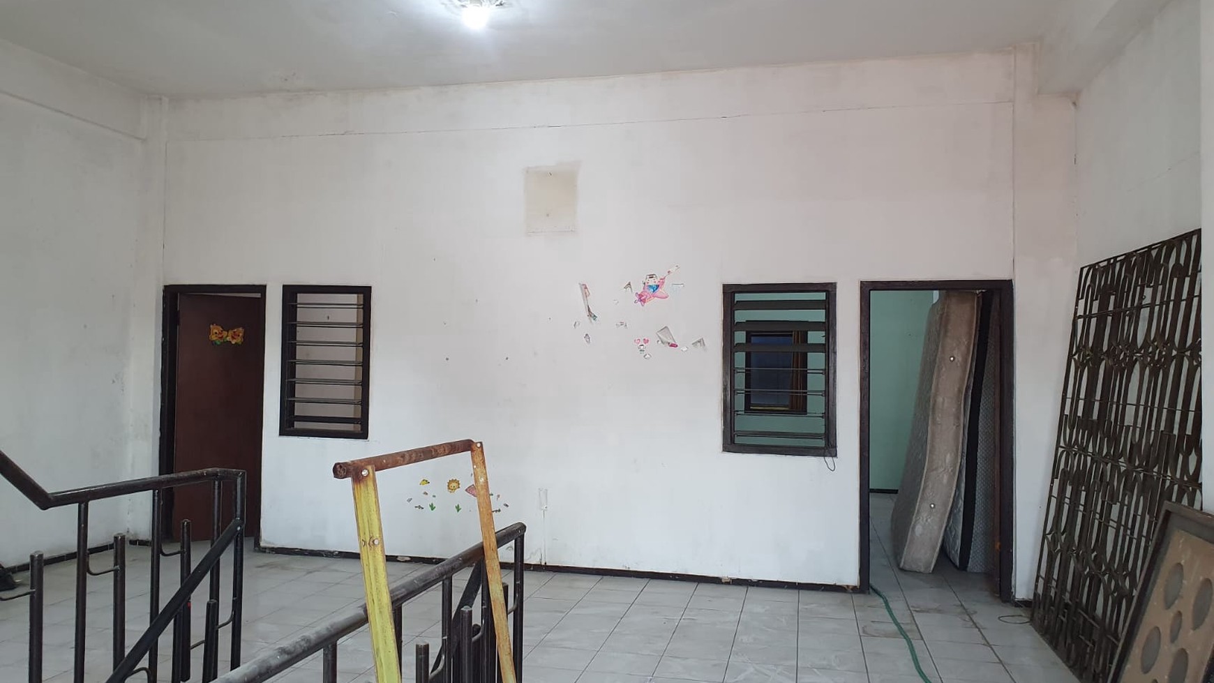 Dijual 2 Jejer Ruko Nol Jalan Semarang - Komersial Area - Cocok buat Segala Usaha dekat Raden Saleh, Pasar Turi , Bubutan
